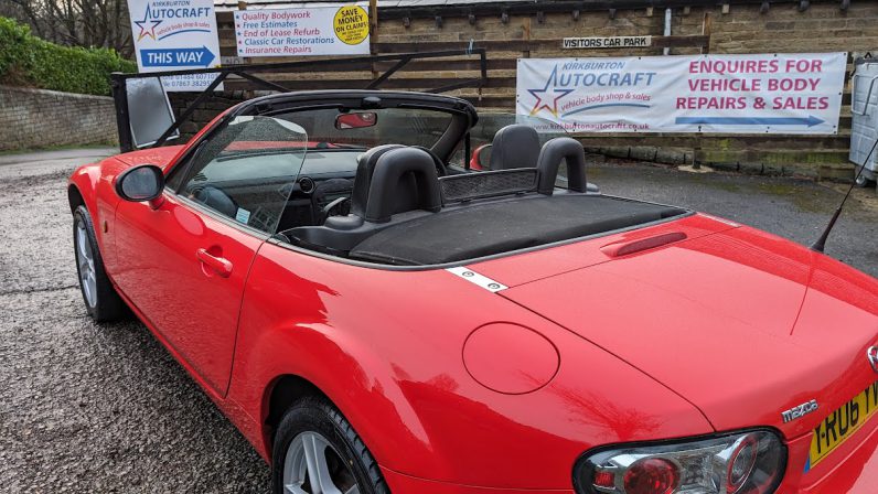 
								Used 2006 Mazda MX5 full									