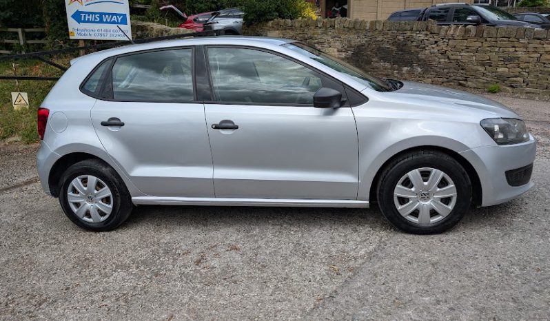 
								Used 2012 Volkswagen Polo full									